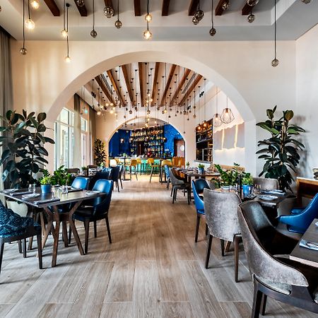 The Chedi Lustica Bay Hotel Tivat Bagian luar foto