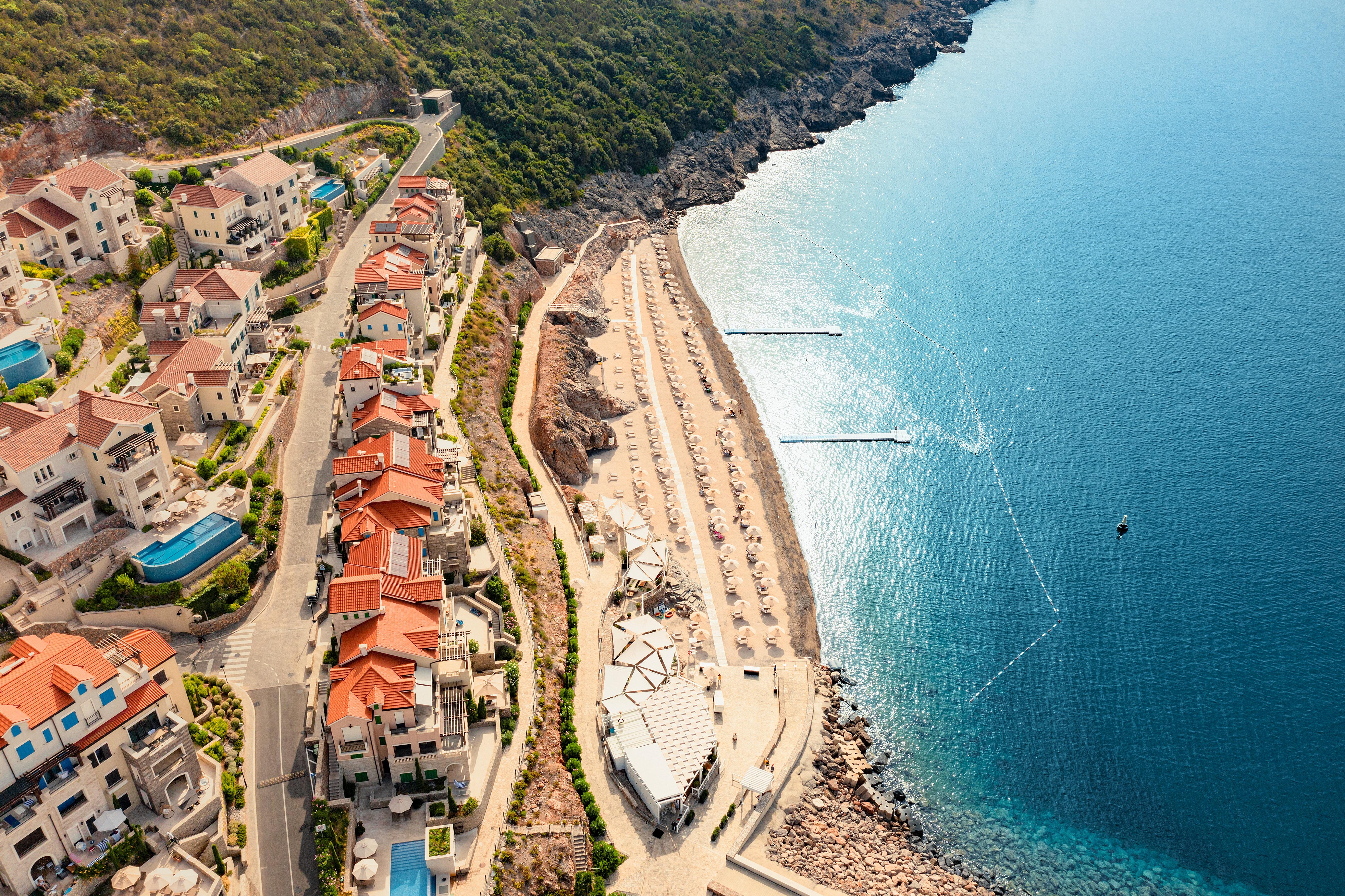 The Chedi Lustica Bay Hotel Tivat Bagian luar foto