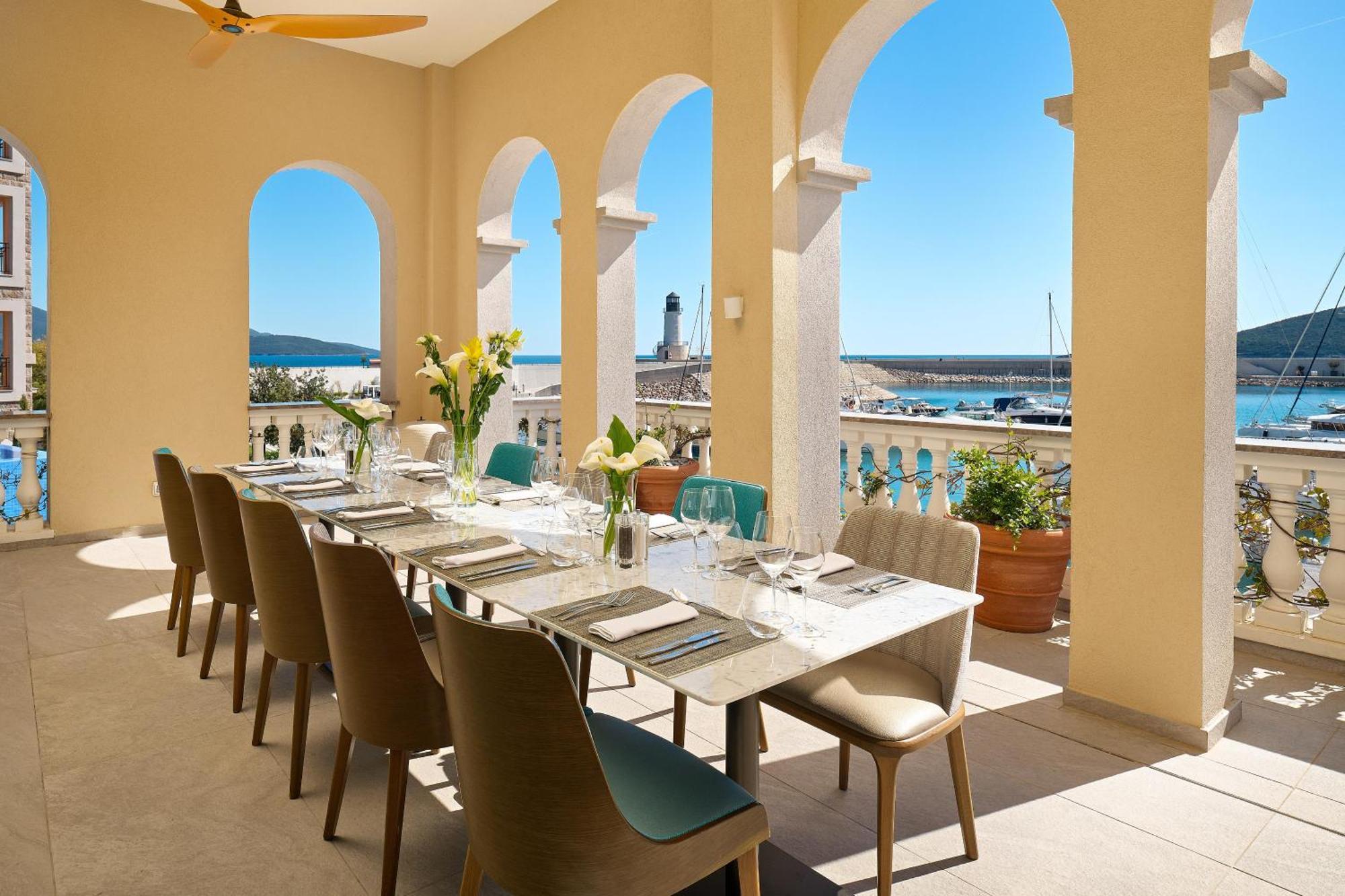 The Chedi Lustica Bay Hotel Tivat Bagian luar foto