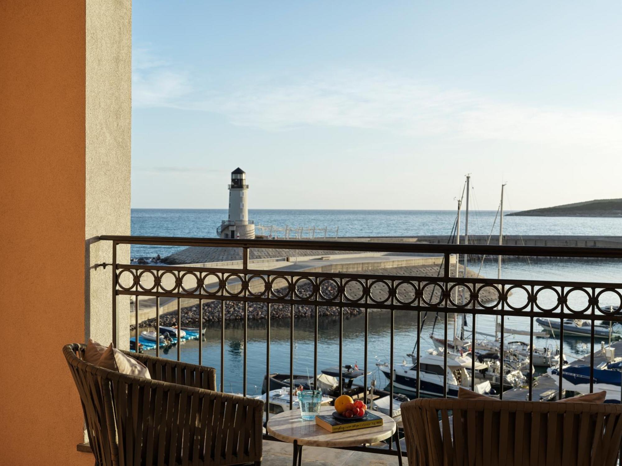 The Chedi Lustica Bay Hotel Tivat Bagian luar foto