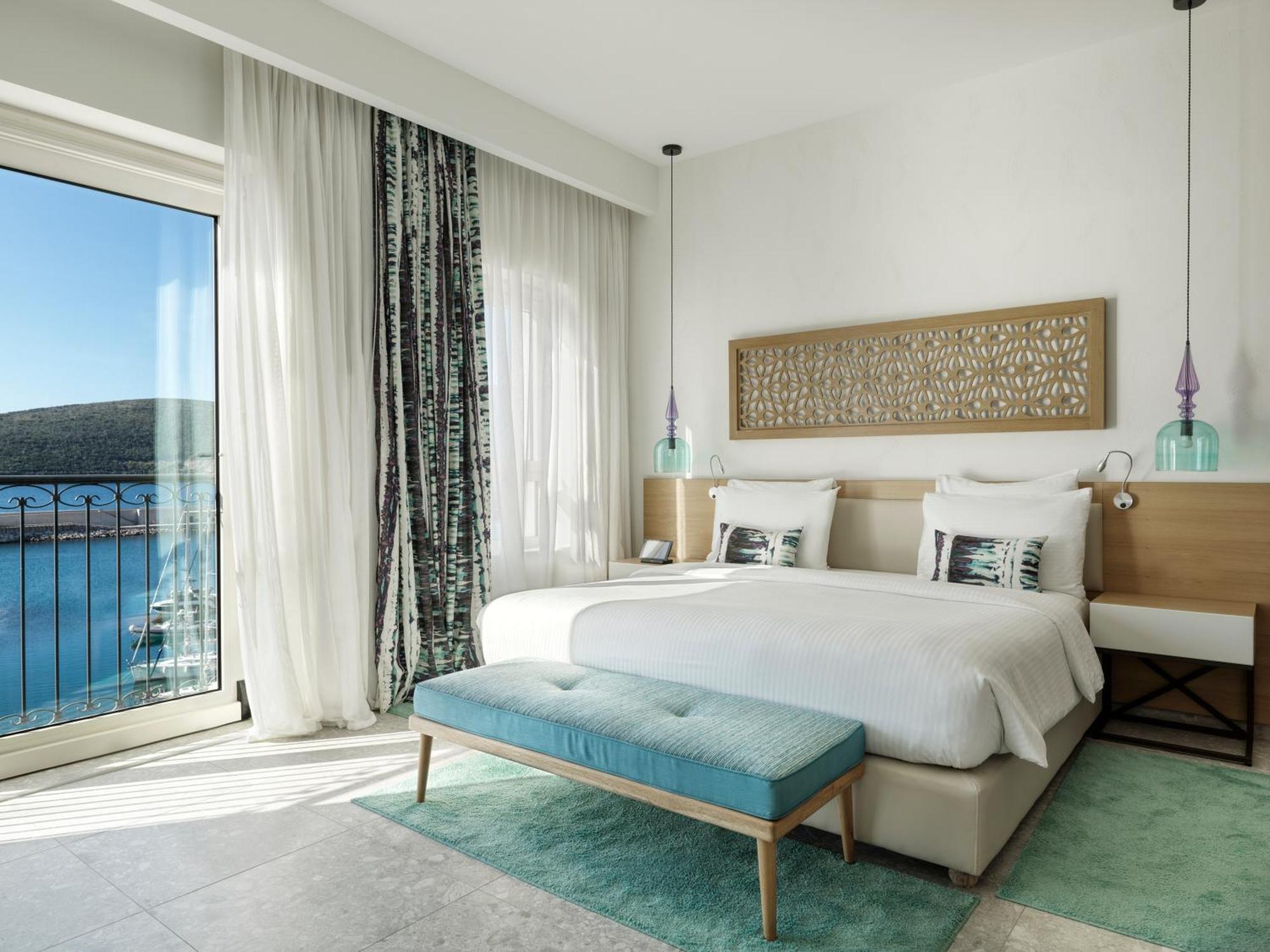 The Chedi Lustica Bay Hotel Tivat Bagian luar foto